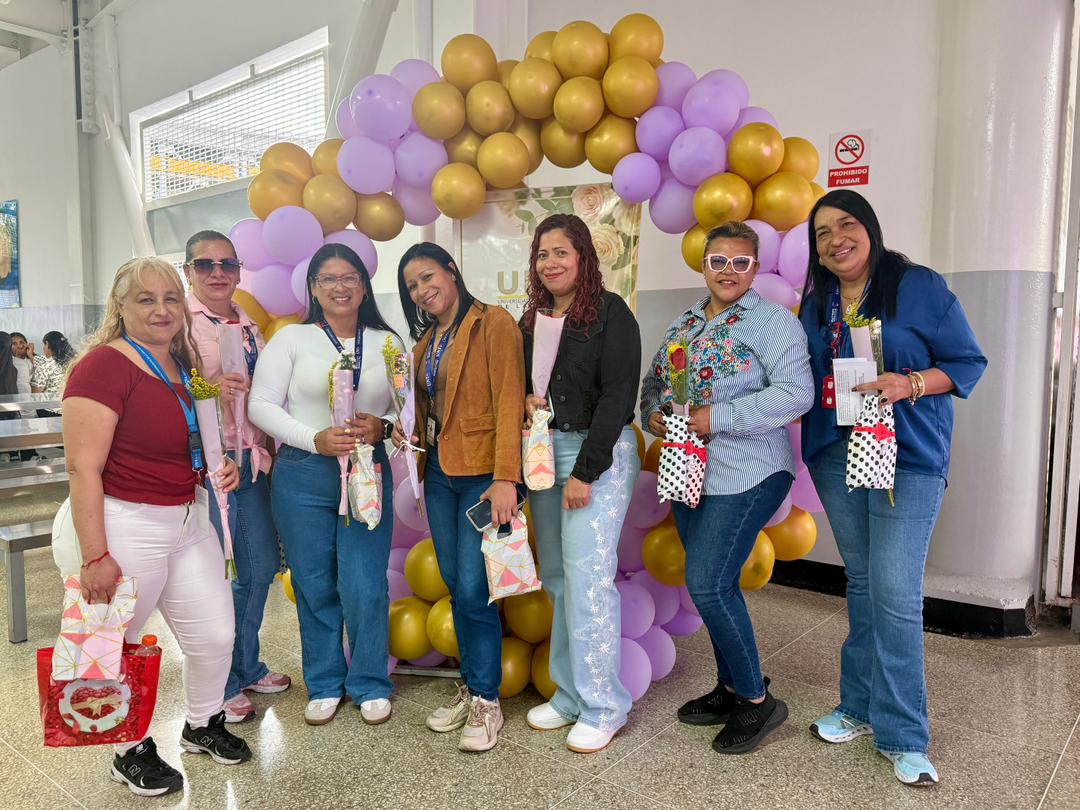 Honor a Quien Honor Merece: Homenaje a las Madres en su Día